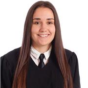 Alumna que de un módulo superior que imparte clases
